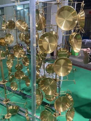 Macchina per rivestimento PVD in oro di titanio multi-arco / attrezzature per rivestimento PVD in oro in acciaio inossidabile per ceramica