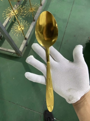 Macchine per ioni a vuoto Attrezzature per lo sputtering Metallo Acciaio inossidabile Vetro ceramico Rivestimento di finitura Oro PVD colorato