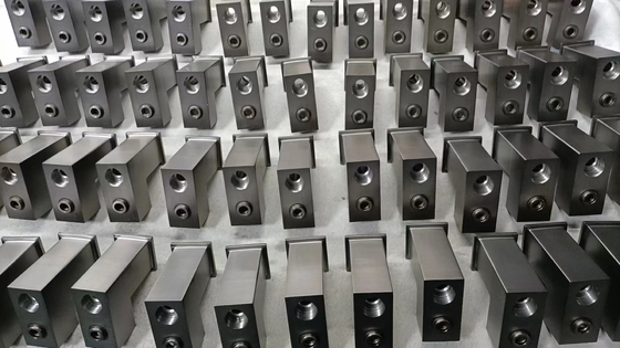 Macchina di rivestimento PVD ad alta efficienza con nitruro di titanio in acciaio inossidabile