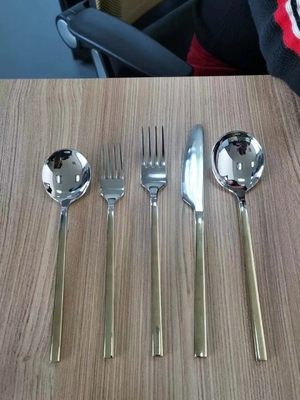 Macchina di rivestimento a vuoto PVD a controllo automatico completo per utensili da cucina in acciaio inossidabile