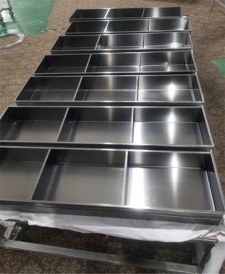 PVD Vacuum Metallizing Coating Forming Machine To Coat Color per prodotti in acciaio inox