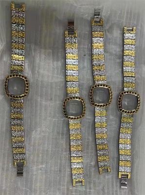 Lucido metallico brillante in acciaio inossidabile Accessorio hardware Rivestimento PVD Oro Macchina