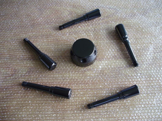 Apparecchiatura di rivestimento sottovuoto ionico multi-arco per il processo di placcatura decorativa di profili in lega di alluminio