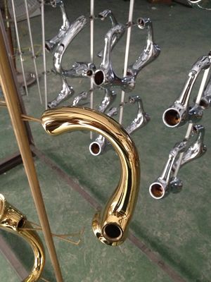 Macchina per rivestimento sottovuoto multifunzione per rivestimento di lamiere metalliche, parti in plastica e prodotti ceramici