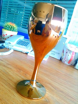 Piccola macchina per il vuoto PVD per orologi/coperture per orologi/braccialetti per orologi