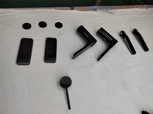 Macchine di rivestimento a vuoto PVD per metallo Impianto industriale per la produzione di plasma spruzzatura e rivestimento