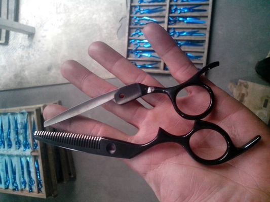 Macchina di metallizzazione a vuoto a doppia porta verticale in plastica con tappo cosmetico