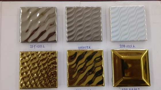 Macchina per rivestimento sottovuoto PVD usata per flaconi di profumo, parti in plastica