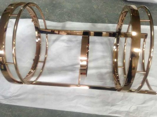 Apparecchiature di deposizione fisica del vapore Macchina di rivestimento PVD per plastica, ceramica, leghe metalliche, gioielli, vetro ecc.