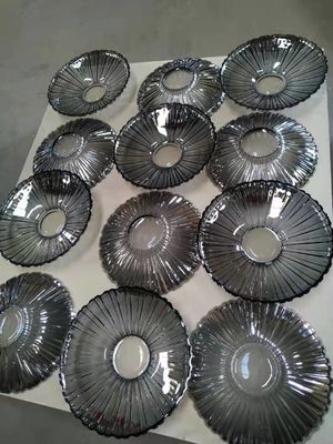 Prezzo di fabbrica e velocità di pompaggio veloce Pvd macchina di rivestimento per rivestimento d'oro con forno