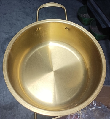 Macchina per rivestimento sottovuoto PVD personalizzata per metallo, vetro e ceramica
