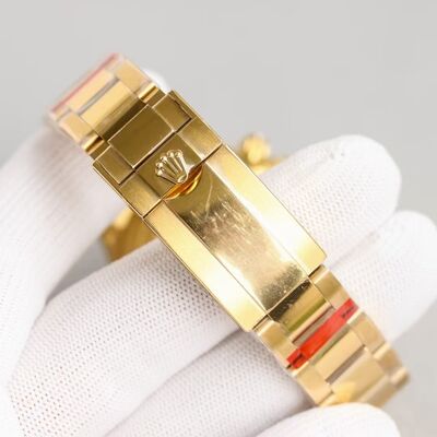 Macchina di rivestimento PVD a controllo automatico completo con camera di vuoto di precisione per rivestimento in oro di lusso e oro rosa