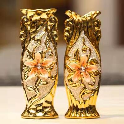 Macchina per rivestimento sottovuoto PVD su substrato ceramico multiuso, forte adesione e rivestimento metallico versatile per tutti i materiali ceramici