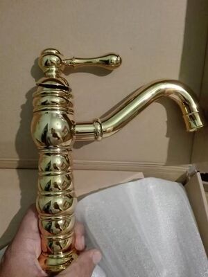 Finiture metalliche di lusso opache e a specchio tramite l'aspetto del rubinetto sanitario aggiornato PVD, popolare per i marchi di sanitari di fascia alta per bagno e cucina