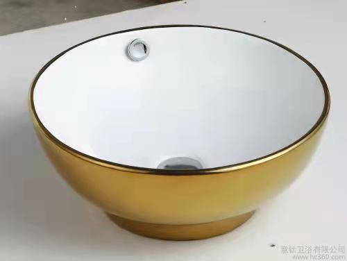 Macchina di rivestimento a vuoto PVD con rivestimento sicuro per alimenti per rivestimento multicolore e controllo automatico completo