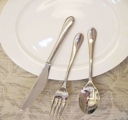 Macchina di rivestimento a vuoto PVD per utensili da cucina / spugne / forchette / coltelli metallici