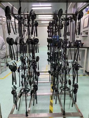 Un buon prezzo. Produttore di apparecchiature per cromatura e rivestimento sottovuoto PVD per rivestimenti metallici in linea