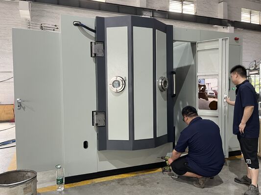 Un buon prezzo. Macchina di rivestimento a vuoto PVD a bassa temperatura a camera media per il rivestimento di bicchieri di vetro con arcobaleno iridescente in linea